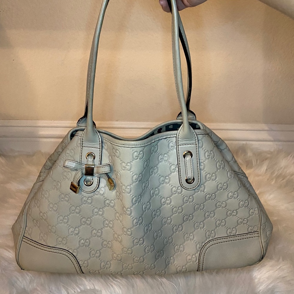 Pre-loved Gucci shoulder bag